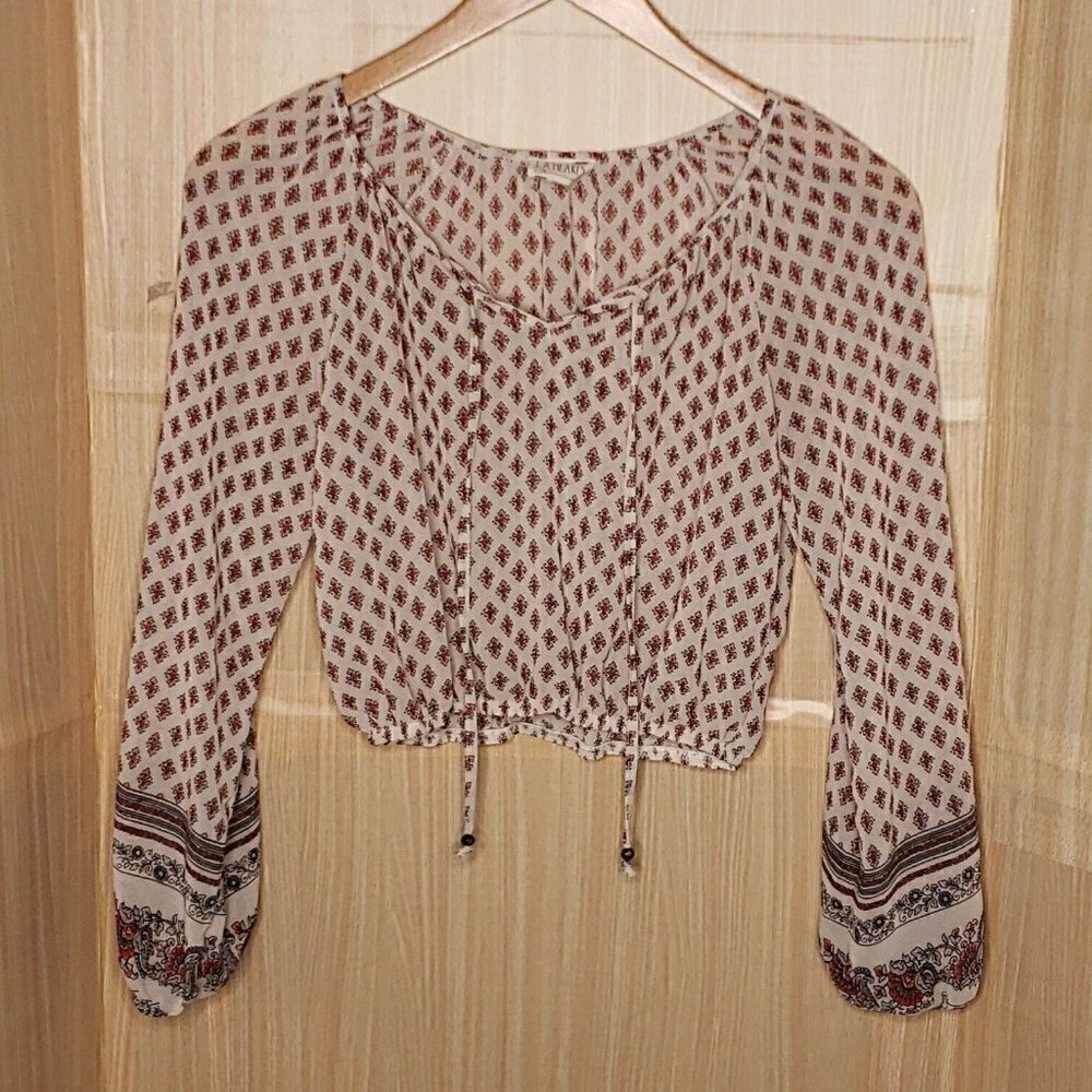 LA Hearts Womens White Cropped  Paisley Long Sleeve Blouse Medium